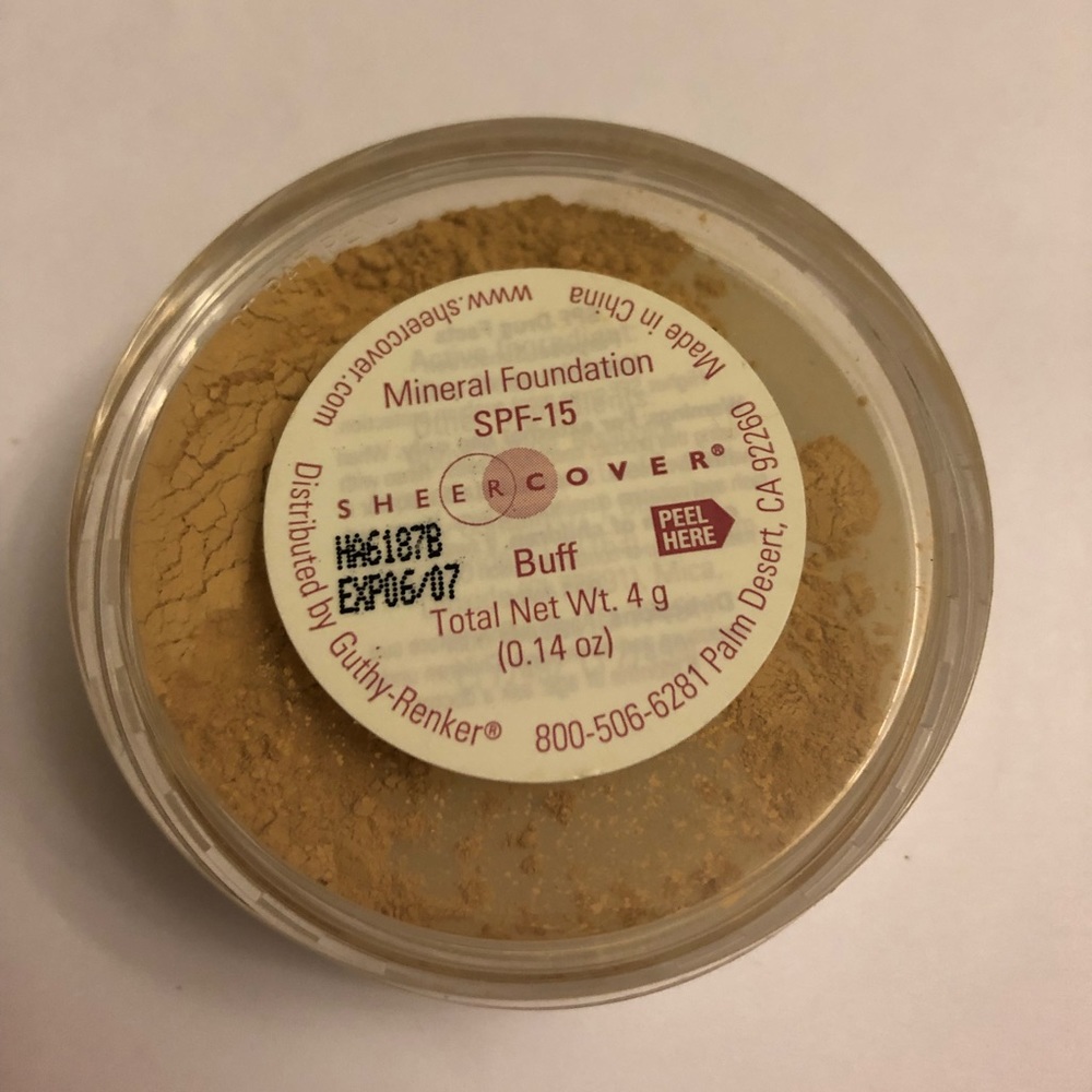 Sheer Cover Mineral Powder -Buff Shade